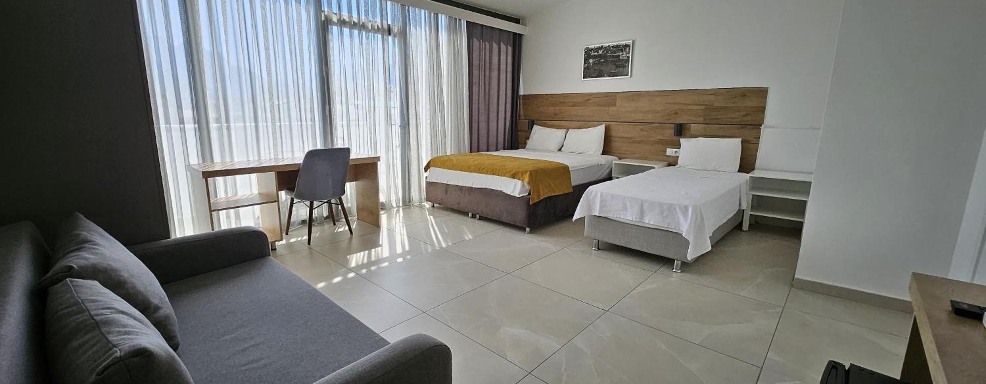 Tut Hotel Antalya Buitenkant foto